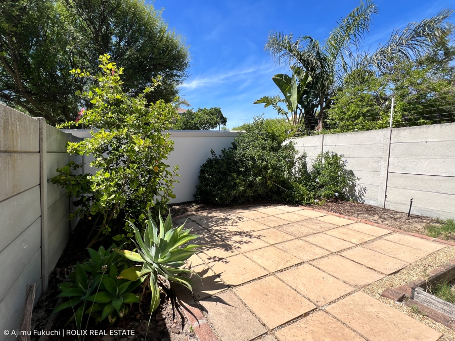 2 Bedroom Property for Sale in Parklands Western Cape